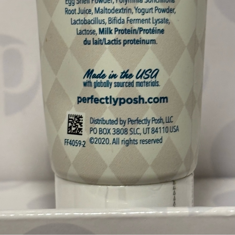 Perfectly Posh EggsActly Right Face Wash - Picture 7 of 8